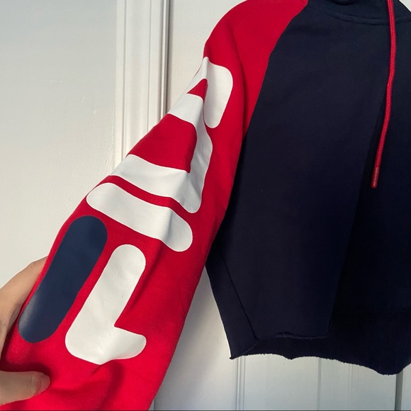 UO x Fila Cropped Hoodie - Picture 2 of 6